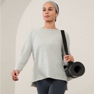 Athleta Coaster Luxe Recover Crew Pullover Sweatshirt Side Slit Heather Grey XXS